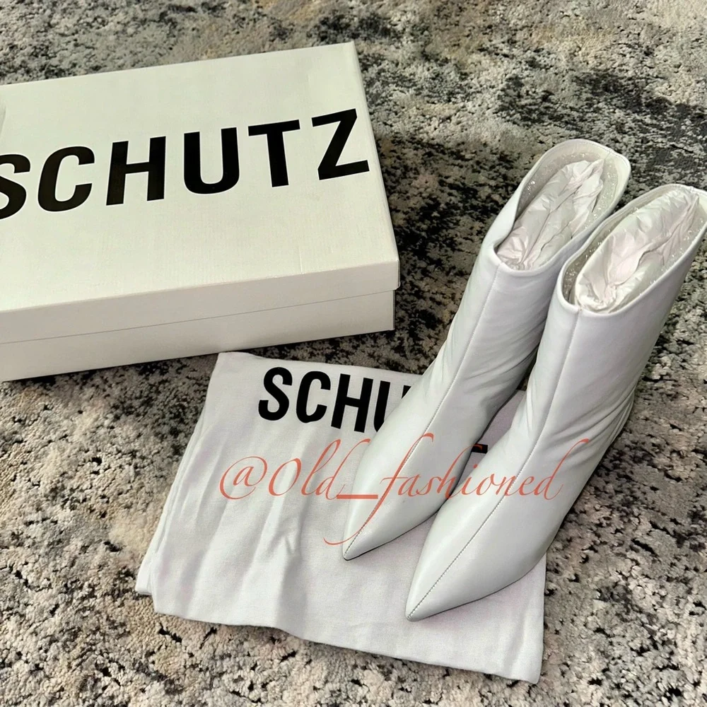 SCHUTZ gail nappa